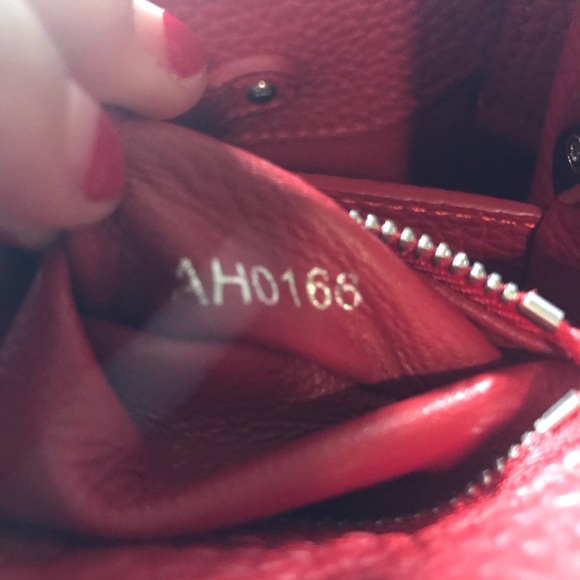 Capucines medium red bag - Picture 8 of 8